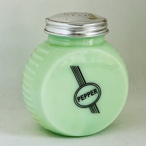 Vintage Art Deco‎ Jadeite Green Glass Tulip Salt & Pepper Shakers